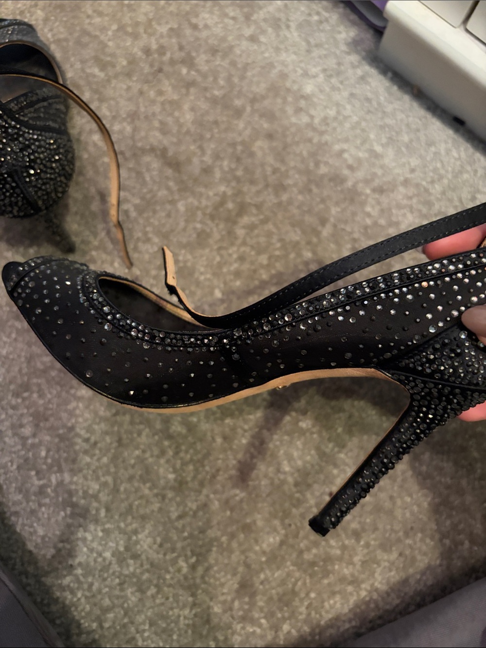 Badgley Mischka Heels - Picture 9 of 11